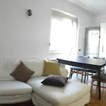 Odris Apartment Myslym Shyri